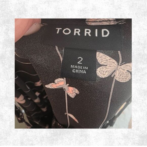 NWOT Torrid Butterfly Print Ruffle Top – Plus Size 2 (22) | Sleeveless Babydoll - Picture 5 of 7